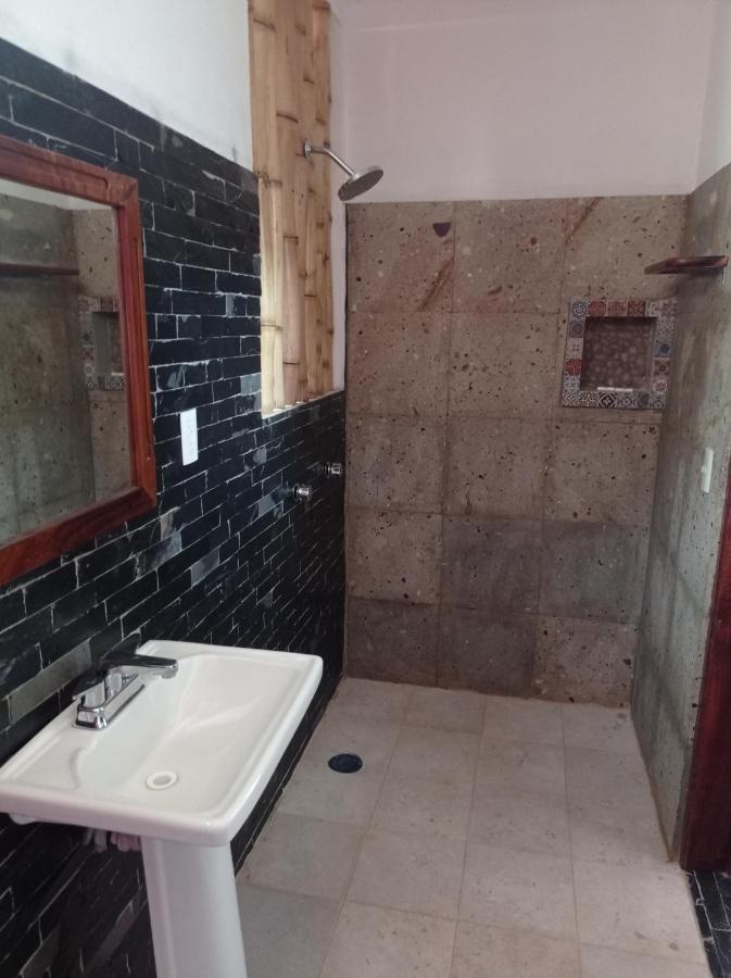 Bungalows Y Cabanas, Las Barracas De La Barra Malucano Exteriér fotografie